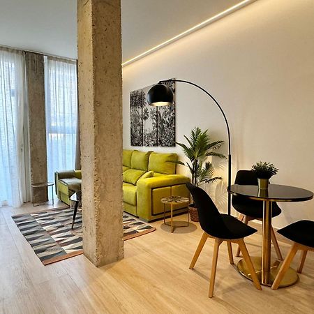 Apartamentos Orilla Del Bernabeu Madrid Luaran gambar