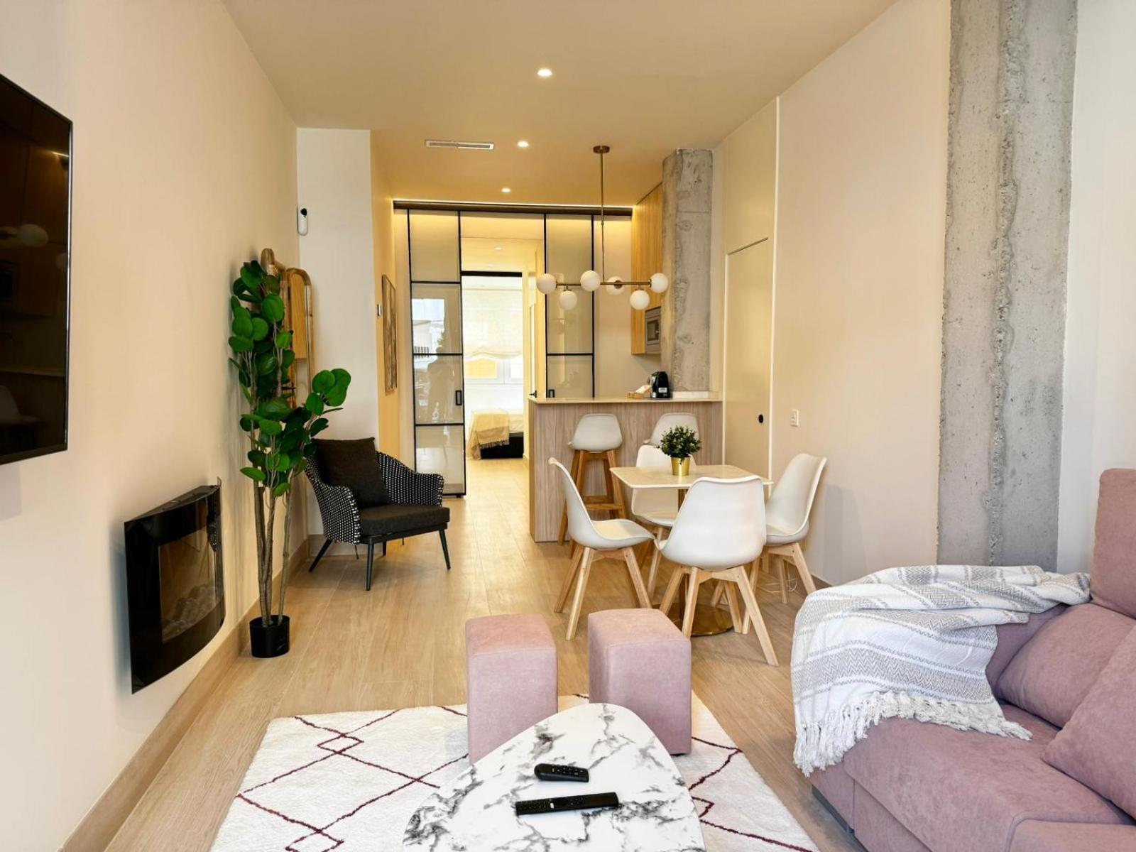 Apartamentos Orilla Del Bernabeu Madrid Luaran gambar