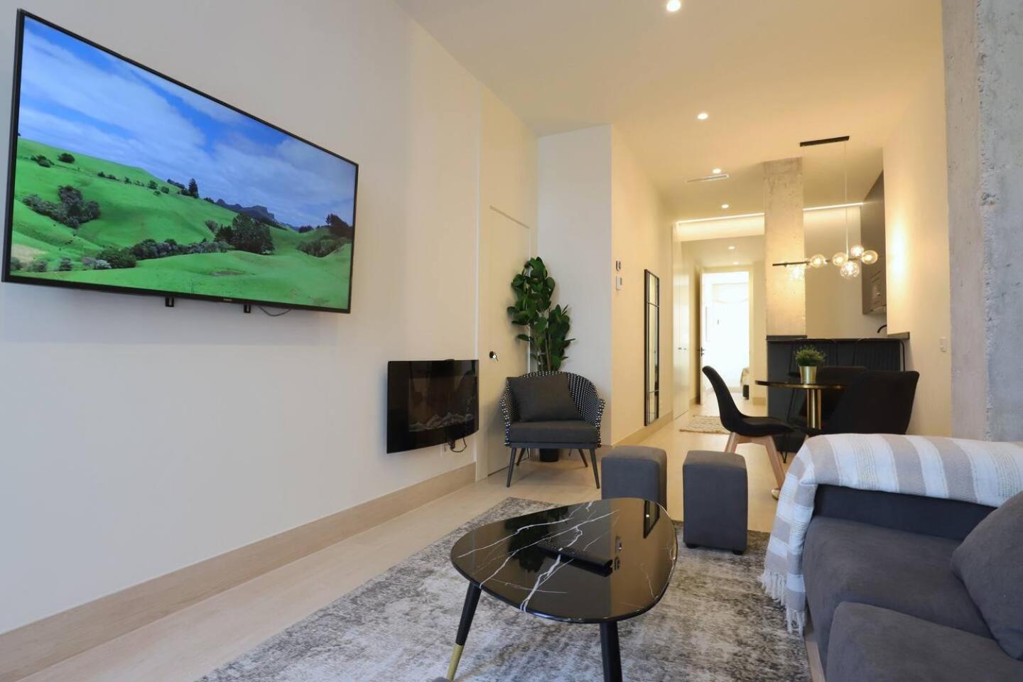 Apartamentos Orilla Del Bernabeu Madrid Luaran gambar
