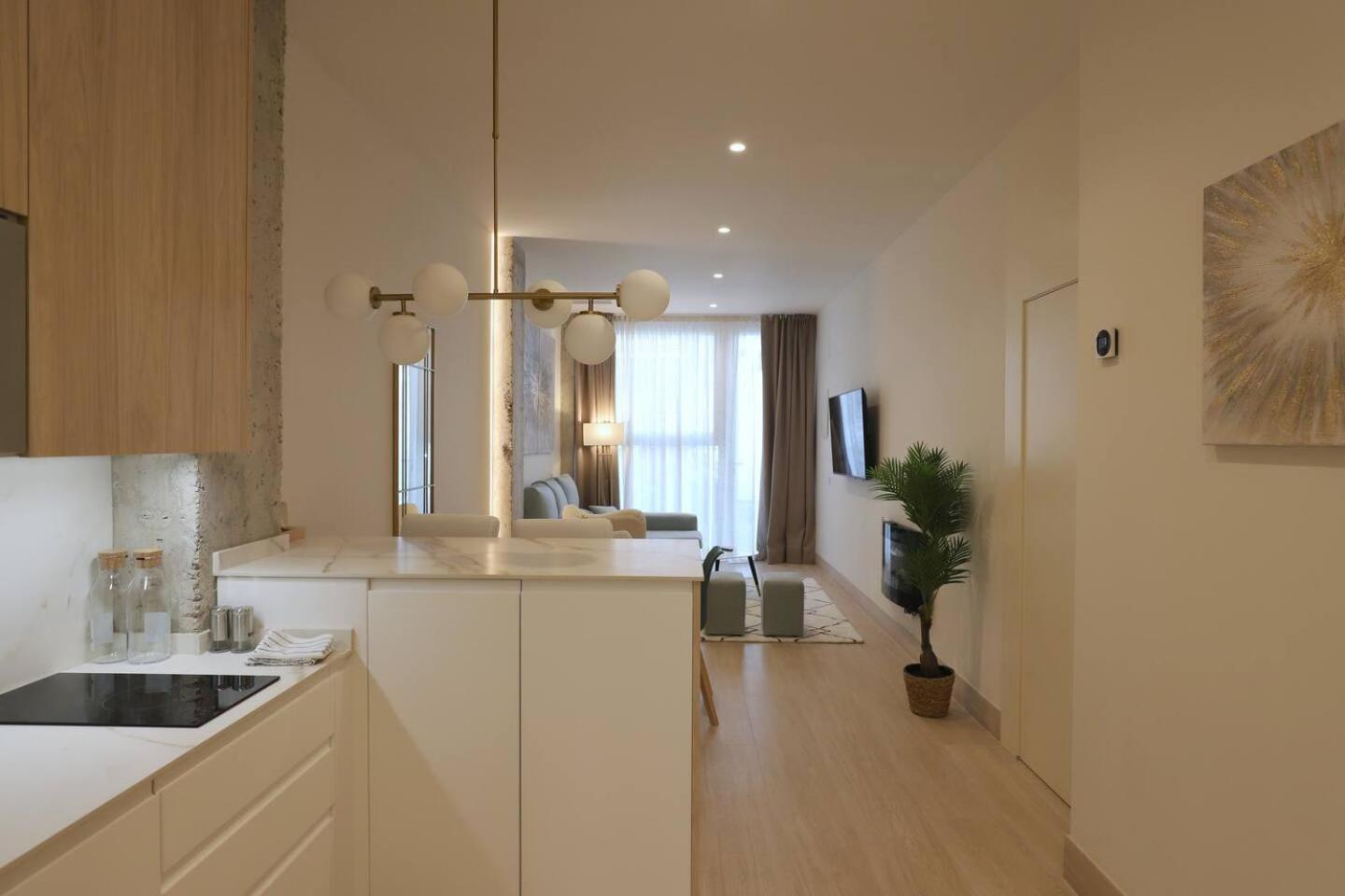 Apartamentos Orilla Del Bernabeu Madrid Luaran gambar