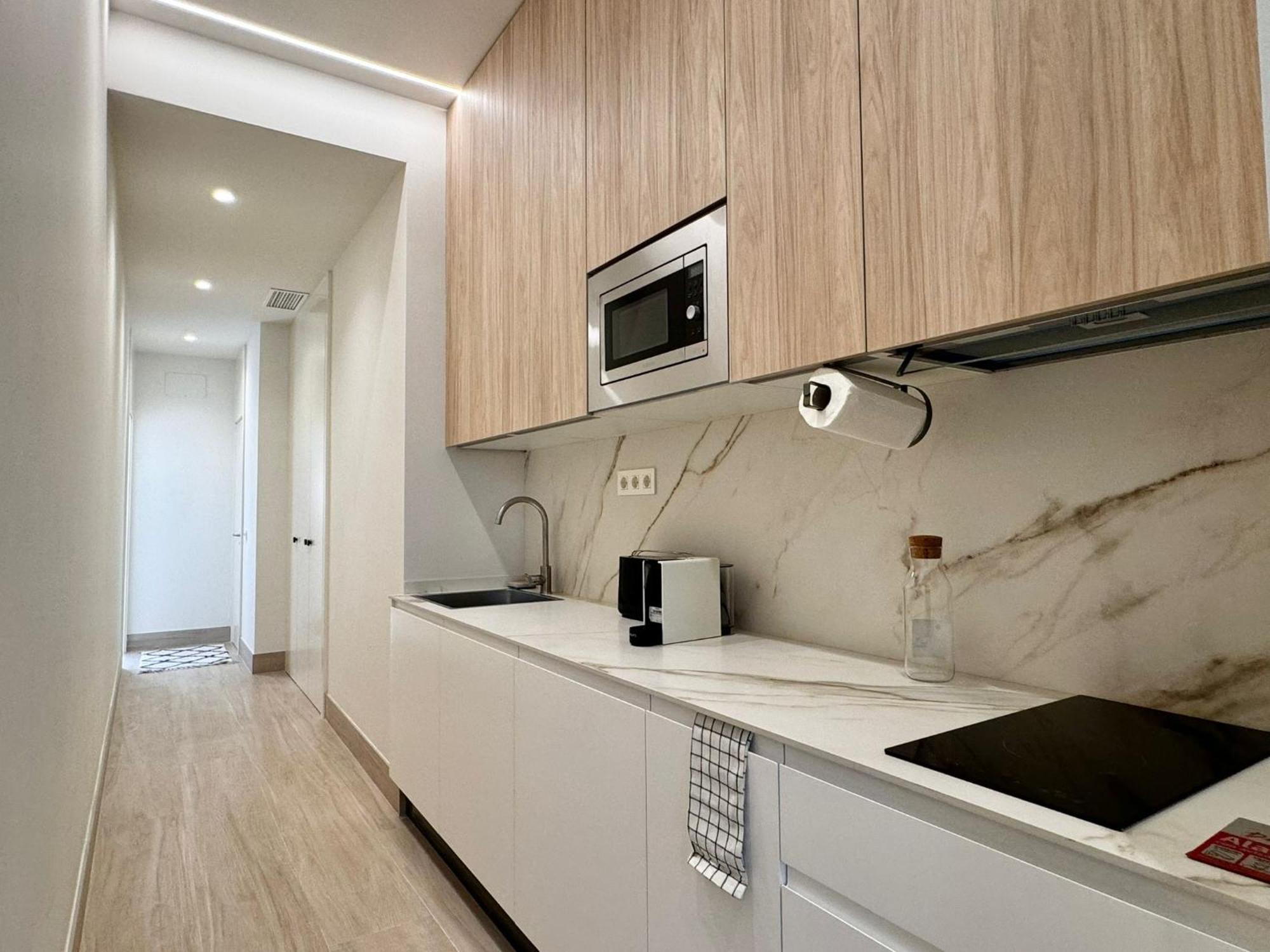 Apartamentos Orilla Del Bernabeu Madrid Luaran gambar