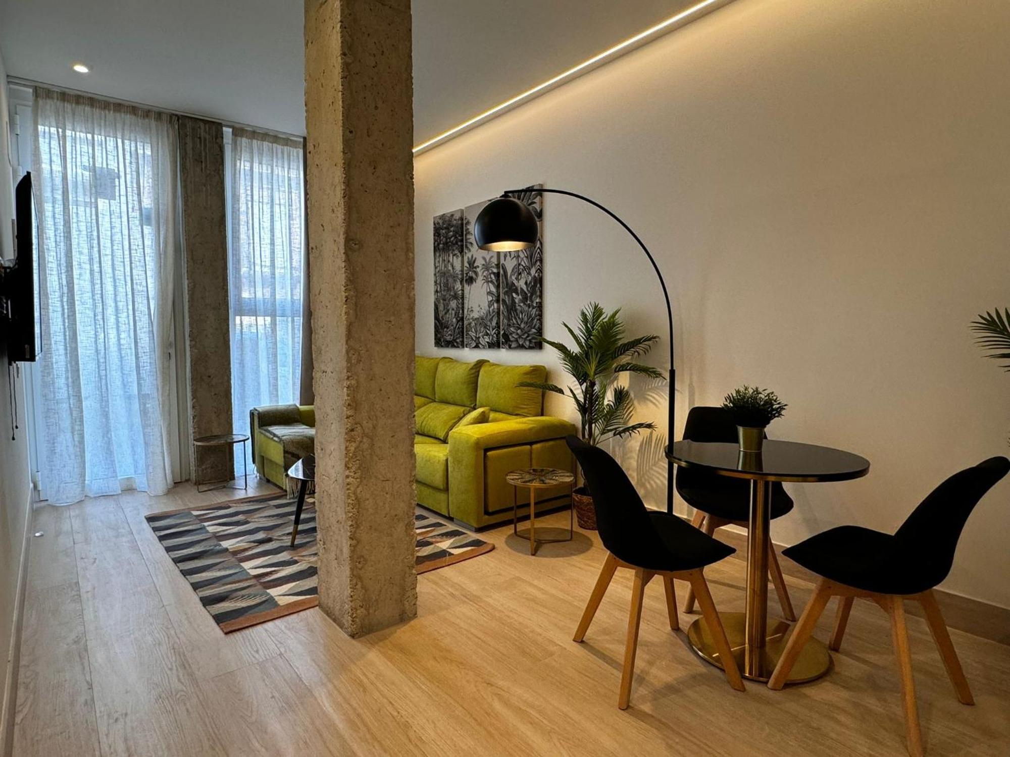 Apartamentos Orilla Del Bernabeu Madrid Luaran gambar