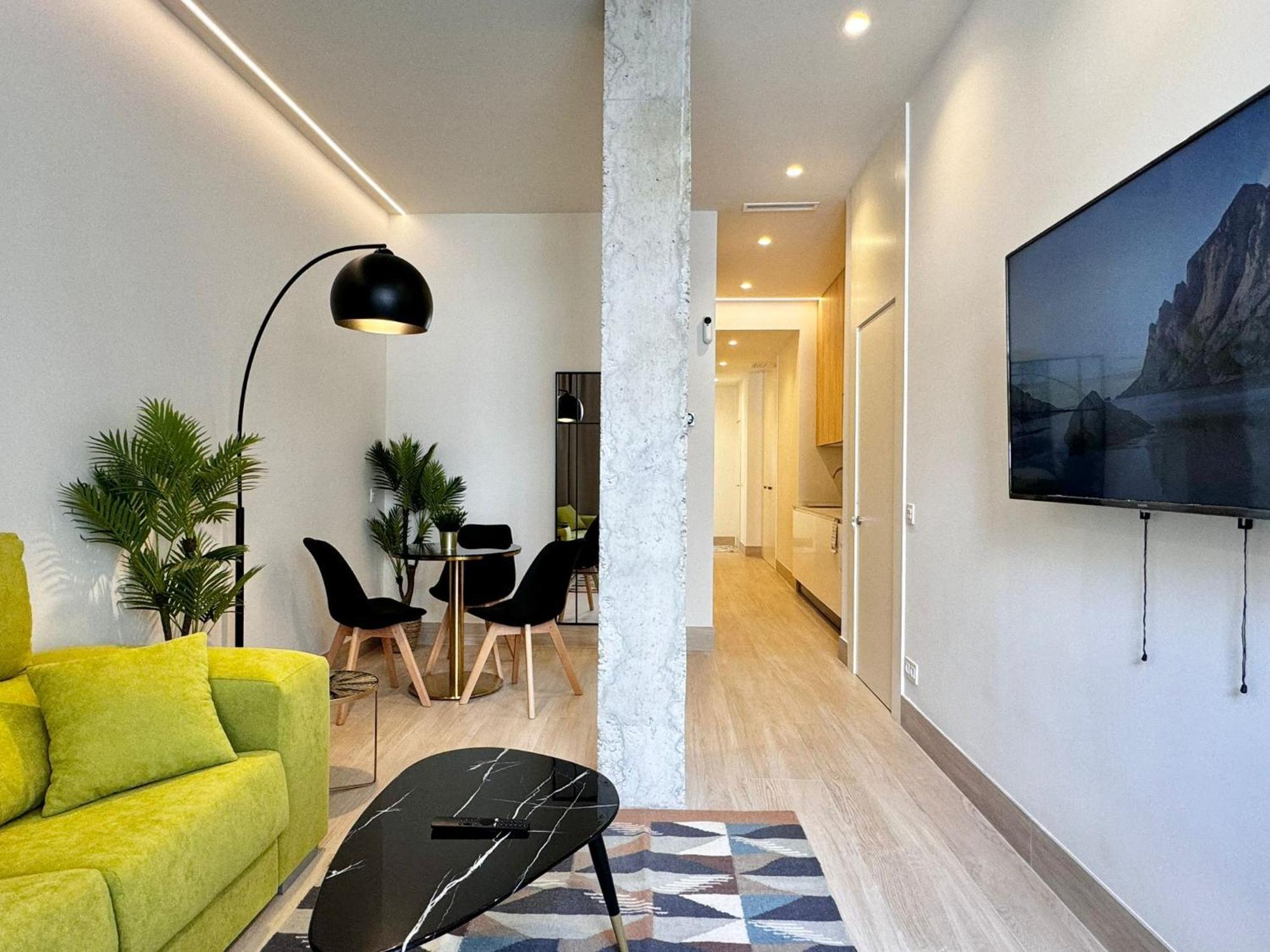 Apartamentos Orilla Del Bernabeu Madrid Luaran gambar