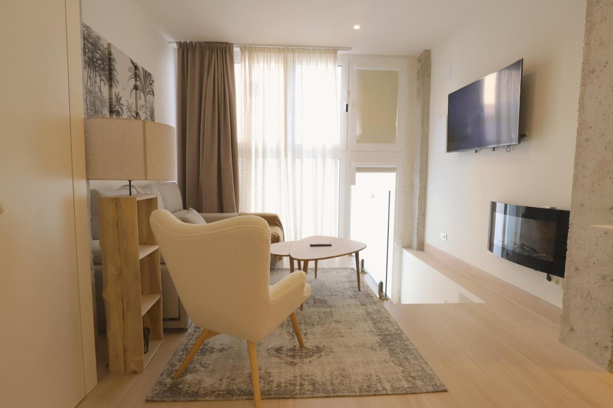 Apartamentos Orilla Del Bernabeu Madrid Luaran gambar