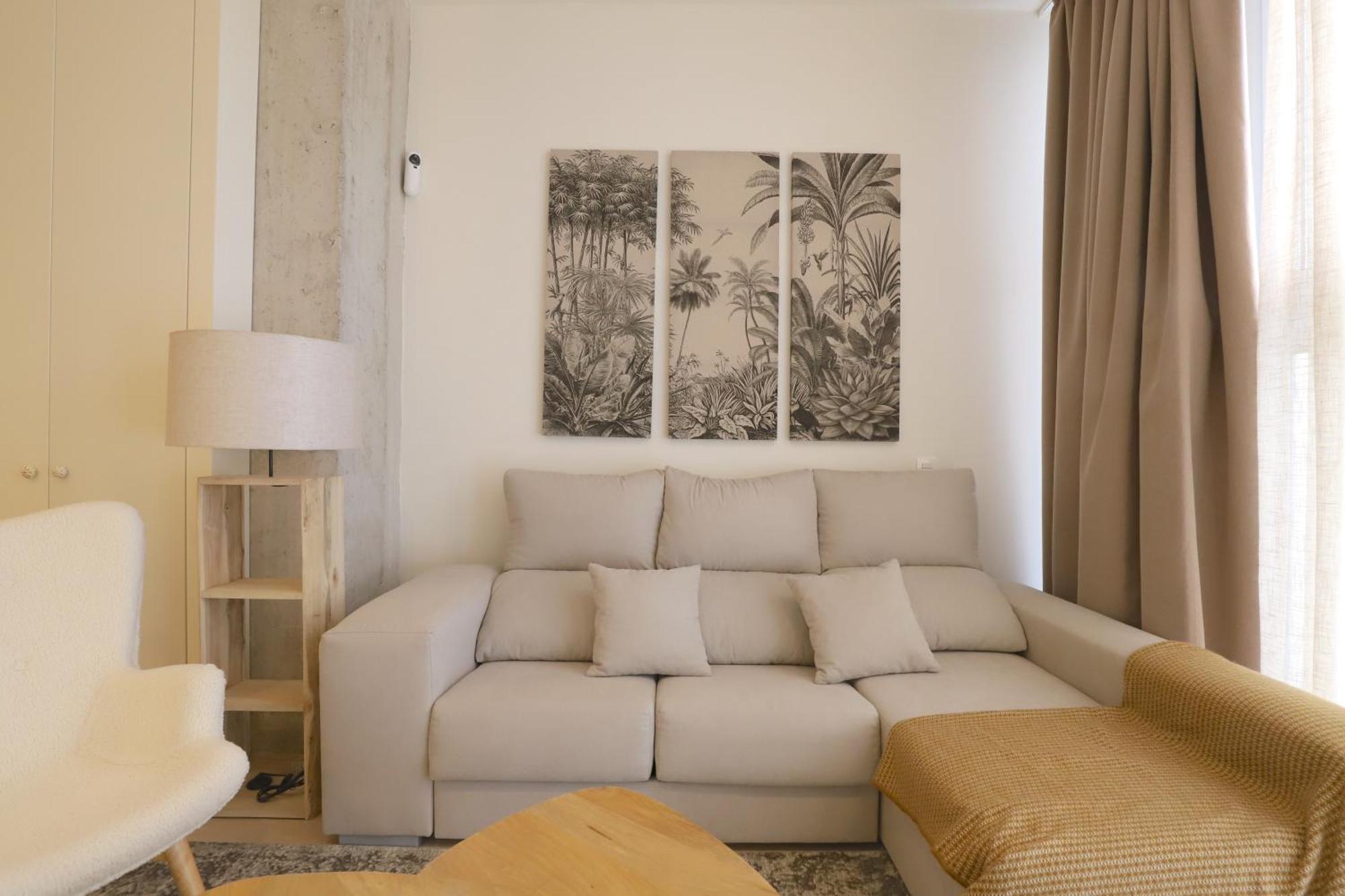 Apartamentos Orilla Del Bernabeu Madrid Luaran gambar